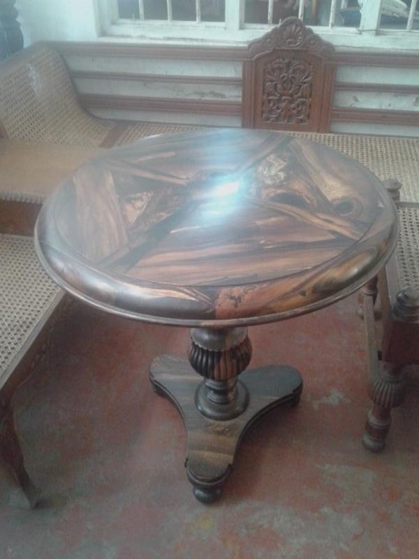 Calamander wood round table