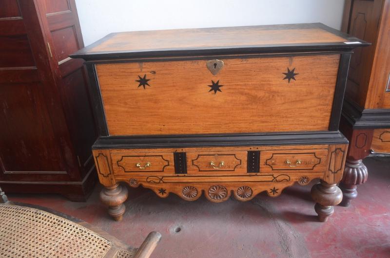 Antique Furniture Sri Lanka